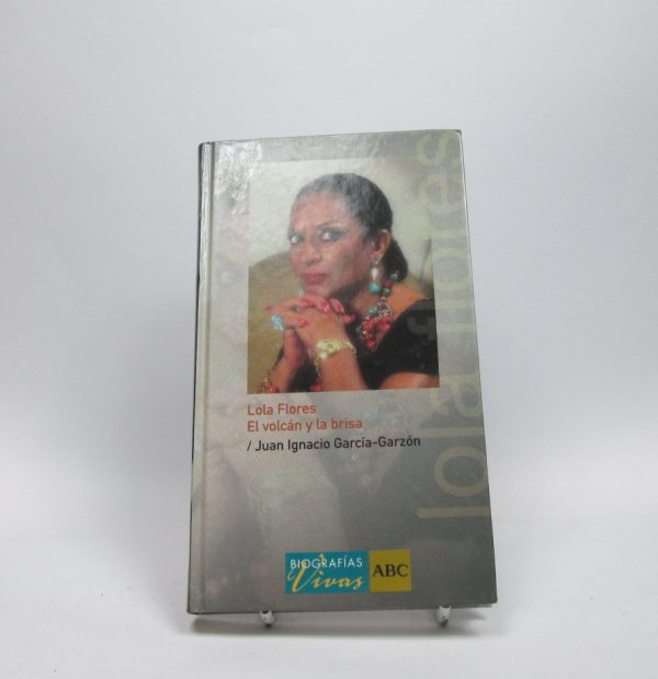 Lola flores: el volcán y la brisa