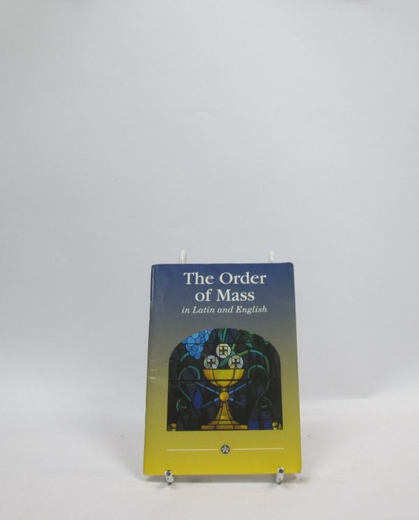 The order of mass in latin and english