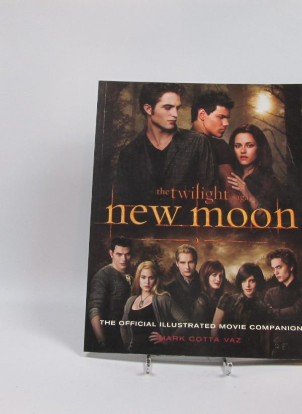 New moon: the official illustrated movie companion