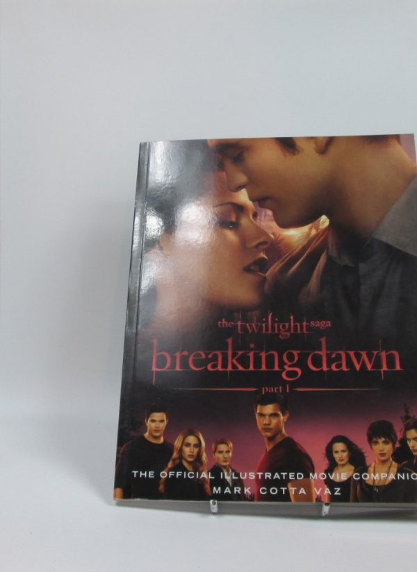 9781907411168_the-twilight-saga-breaking-dawn-part-1_front-2.jpg The twilight saga breaking dawn part 1