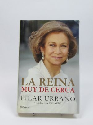La reina muy de cerca
