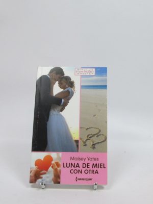 9788413075105_luna-de-miel-con-otra_front-3.jpg Luna de miel con otra