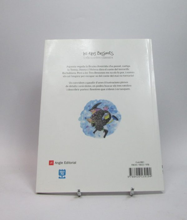 Les tres bessones i en barblablava