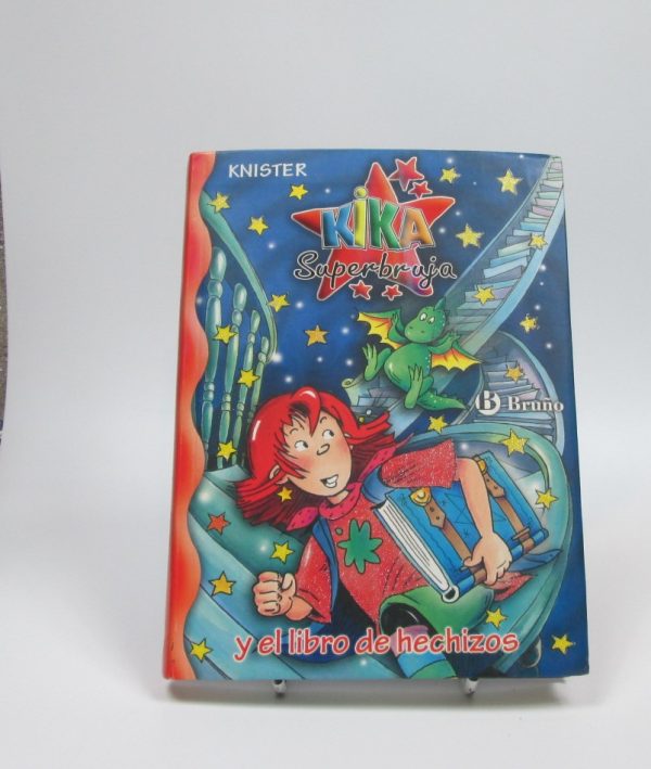 Kika superbruja y el libro de hechizos