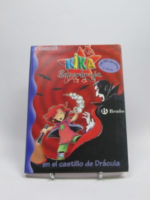Kika superbruja en el castillo de drácula