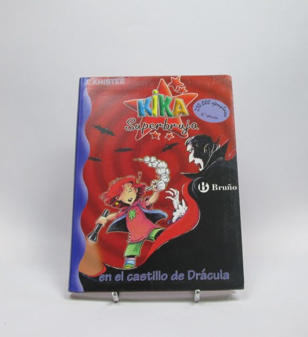 Kika superbruja en el castillo de drácula