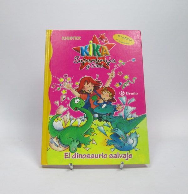 9788421694589_kika-superbruja-y-dani-el-dinosaurio-salvaje_front-13.jpg Kika superbruja y dani. el dinosaurio salvaje