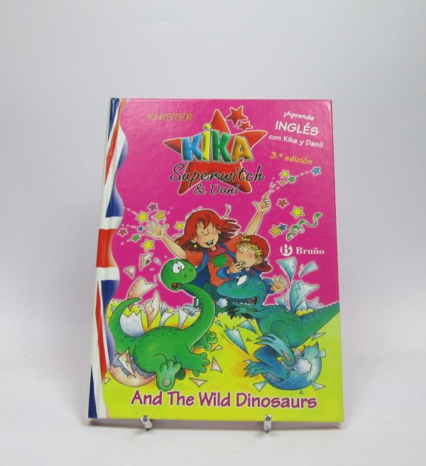 Kika superbruja y dani and the wild dinosaurs