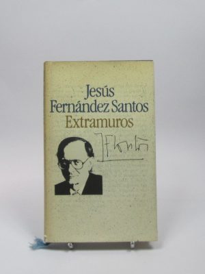 9788422619406_extramuros_front-3.jpg Extramuros