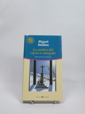 La sombra del ciprés es alargada