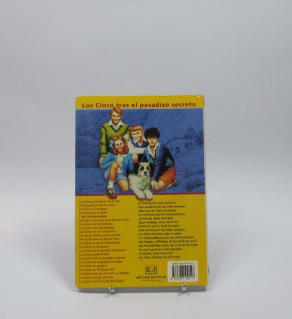9788426109118_los-cinco-tras-el-pasadizo-secreto_back-2.jpg Los cinco tras el pasadizo secreto