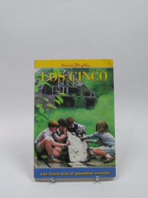 Los cinco tras el pasadizo secreto