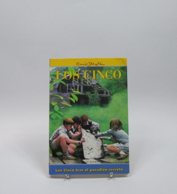 9788426109118_los-cinco-tras-el-pasadizo-secreto_front-2.jpg Los cinco tras el pasadizo secreto