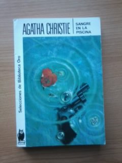 9788427201385_sangre-en-la-piscina_front-2.jpg Sangre en la piscina