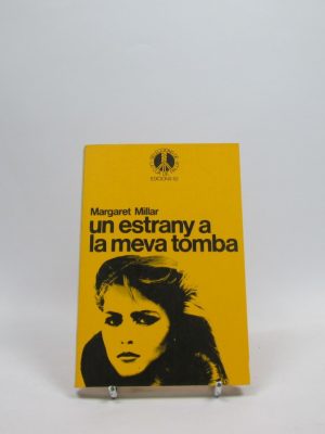 9788429720457_un-estrany-a-la-meva-tomba_front-2.jpg Un estrany a la meva tomba