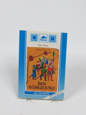 Jinetes en caballos de palo