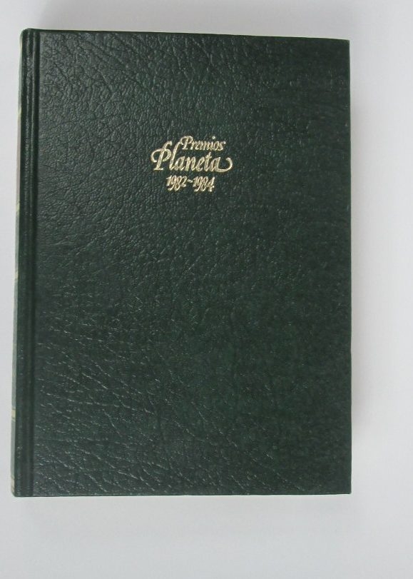 9788432025808_premios-planeta-1982-1984_front-7.jpg Premios planeta 1982-1984: jaque a la dama ; la guerra del general escobar ; crónica sentimental en rojo