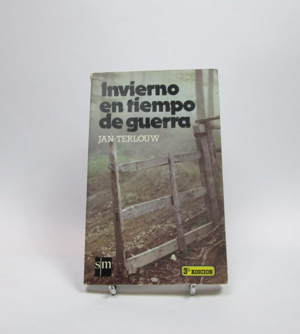 9788434808614_invierno-en-tiempo-de-guerra_front-1.jpg Invierno en tiempo de guerra