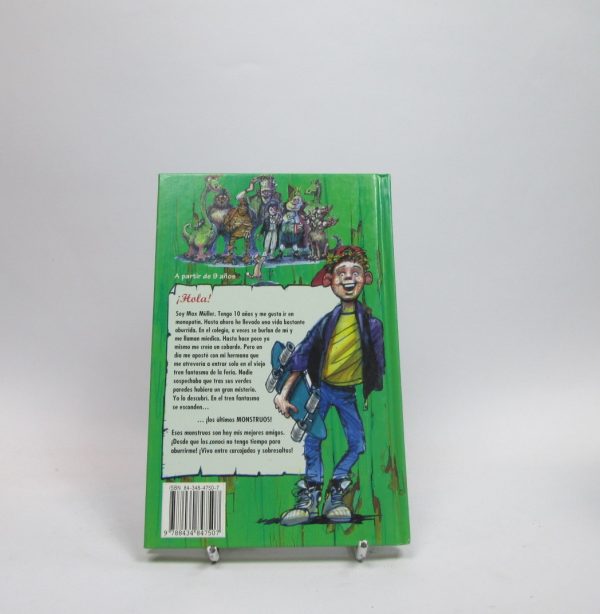 Todos mis monstruos. vacaciones en el hotel encantado