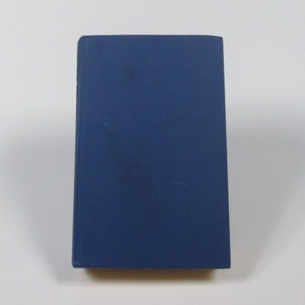 El tiempo entre costuras