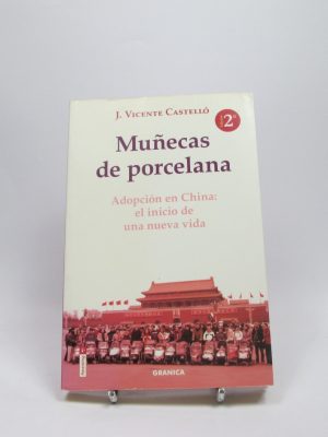 Muñecas de porcelana. adopción en china: el inicio de una nueva vida