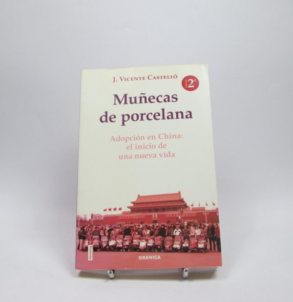 Muñecas de porcelana. adopción en china: el inicio de una nueva vida