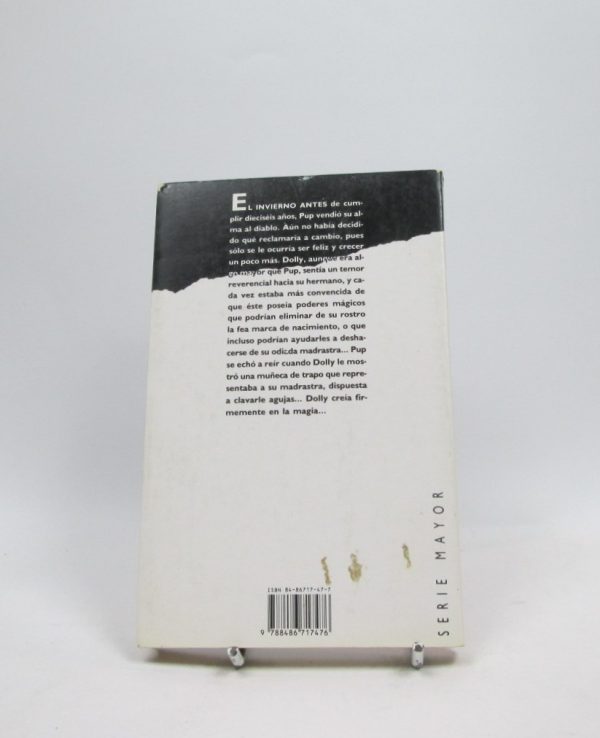 9788486717476_la-muneca-asesina_back-1.jpg La muñeca asesina