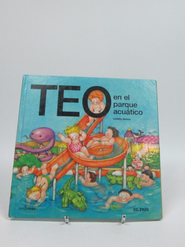 Teo en el parque acuático