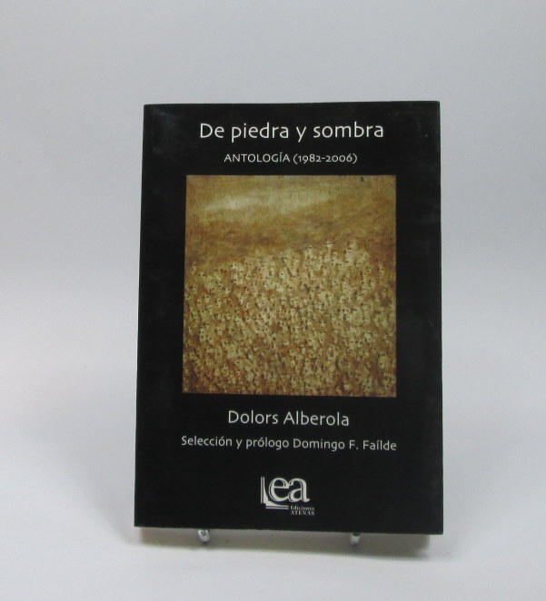 De piedra y sombra