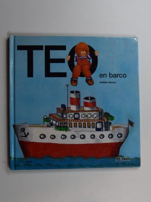 Teo en barco