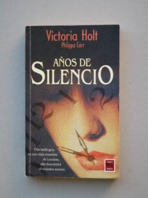 Version 1.0.0 Años de silencio (spanish edition)